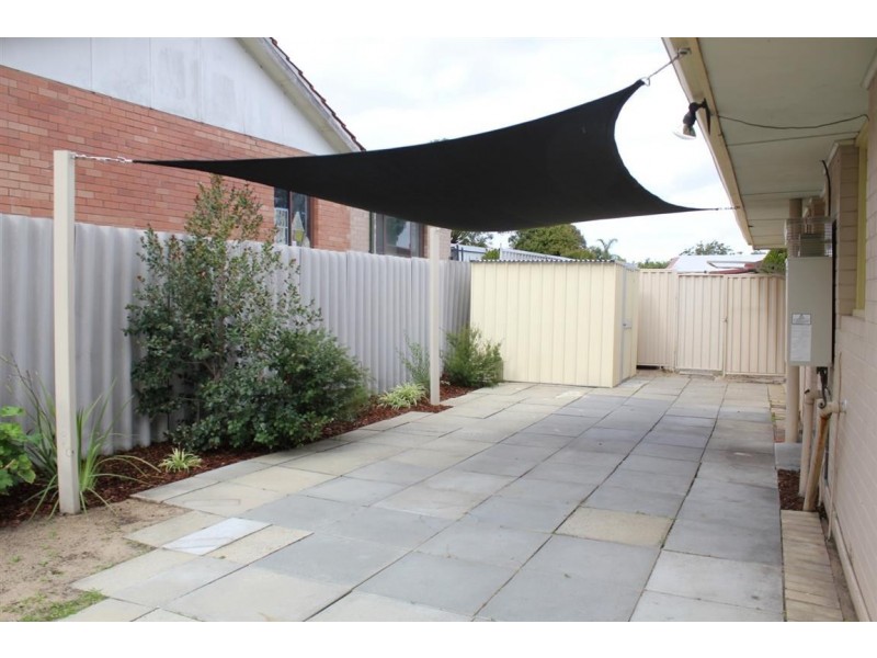 55 Rinaldo Crescent, Coolbellup WA 6163