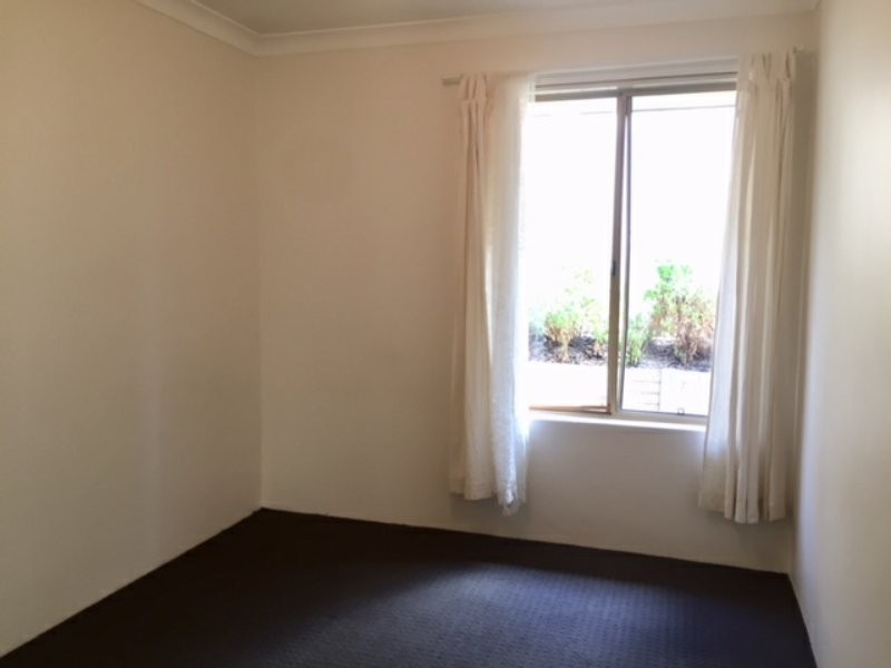 1 Daly Court, Leeming WA 6149