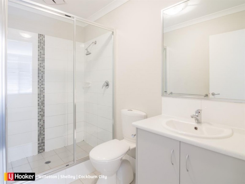 8/31-33 Prince Street, Queens Park WA 6107