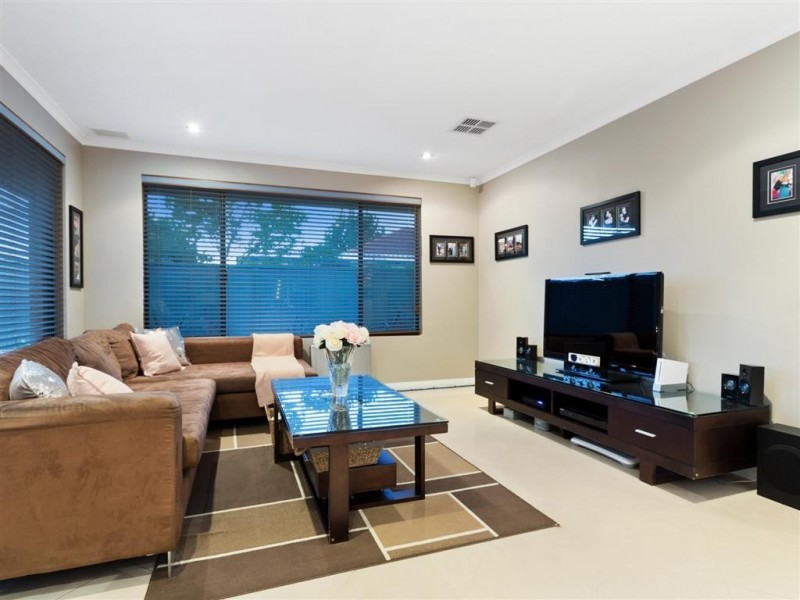 218 Bartram Road, Atwell WA 6164