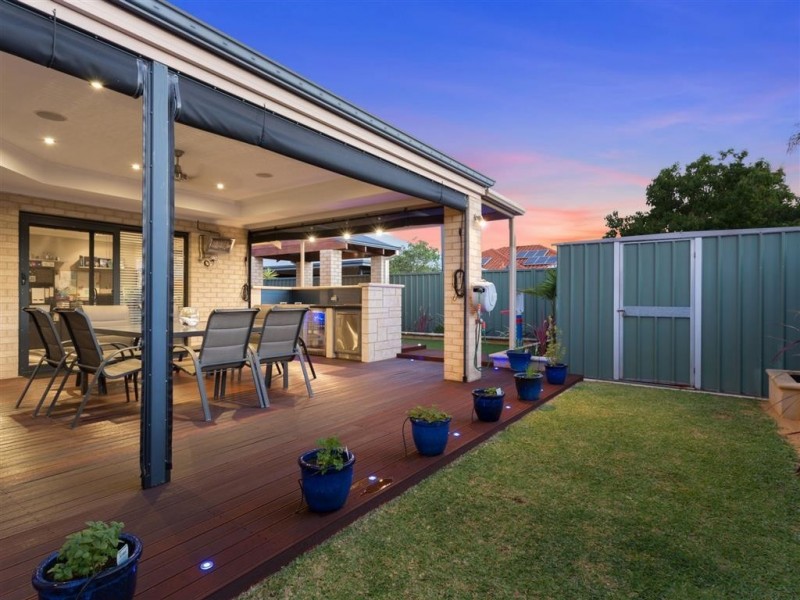 218 Bartram Road, Atwell WA 6164