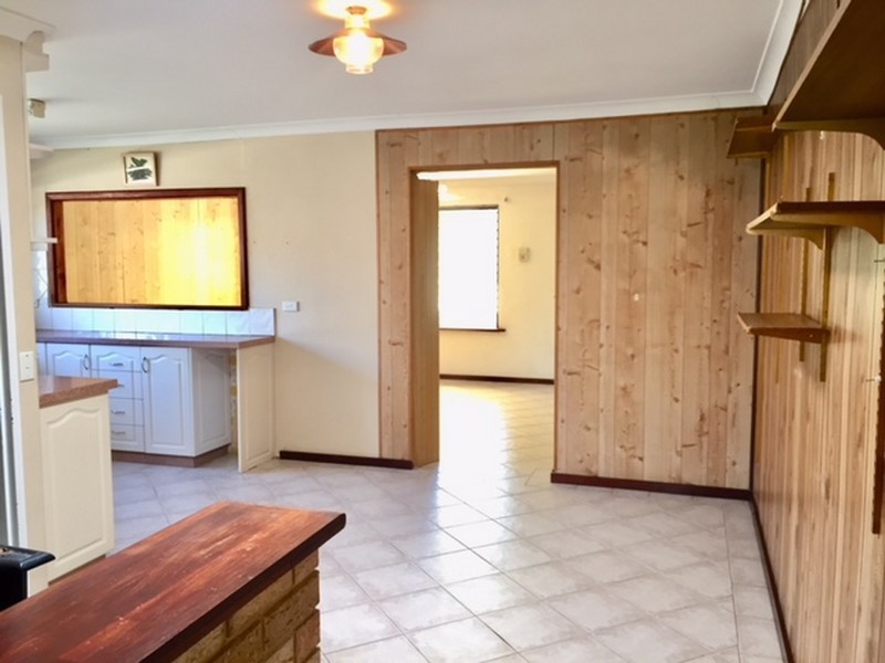67 Sandpiper Loop, Yangebup WA 6164