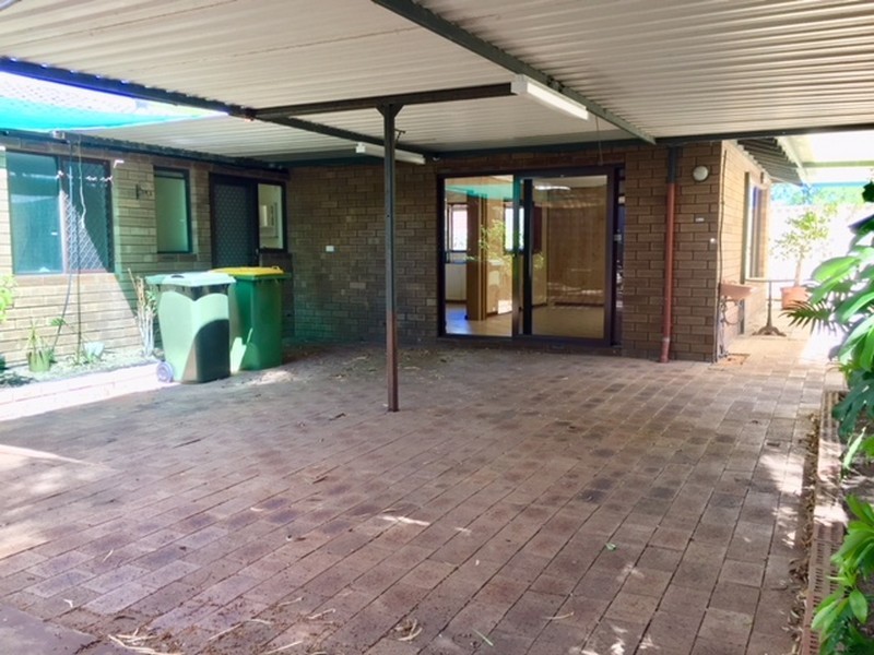 67 Sandpiper Loop, Yangebup WA 6164