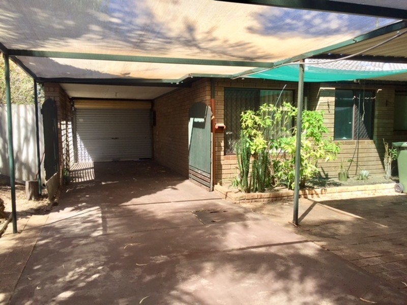 67 Sandpiper Loop, Yangebup WA 6164