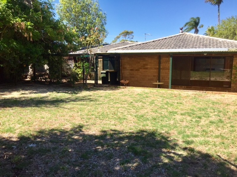 67 Sandpiper Loop, Yangebup WA 6164