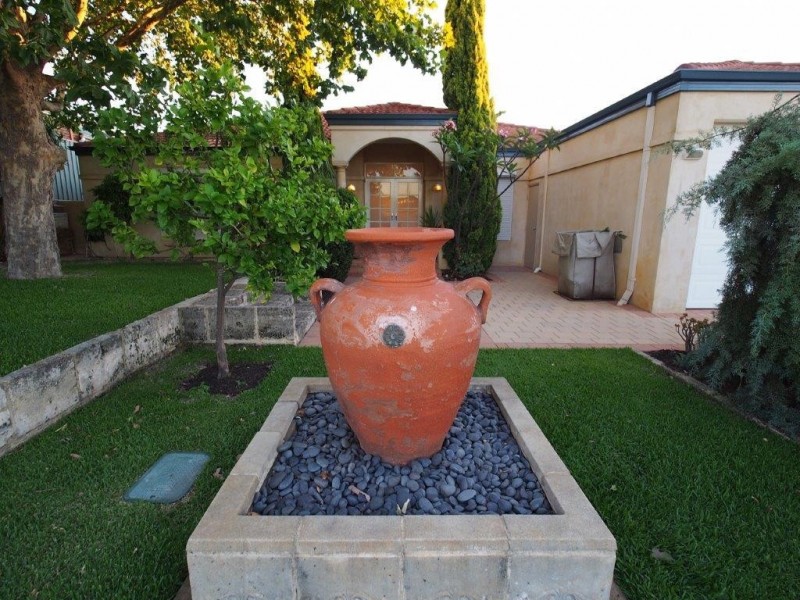 37 Woolmers Loop, Landsdale WA 6065