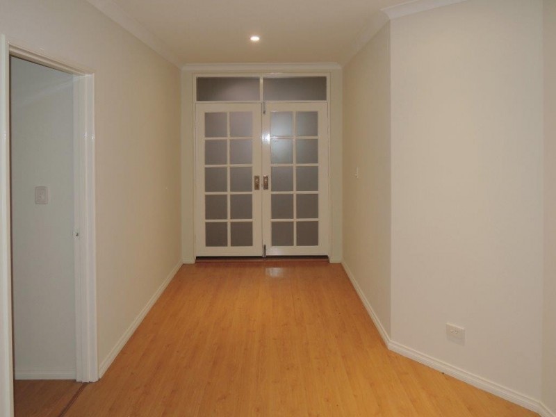 37 Woolmers Loop, Landsdale WA 6065