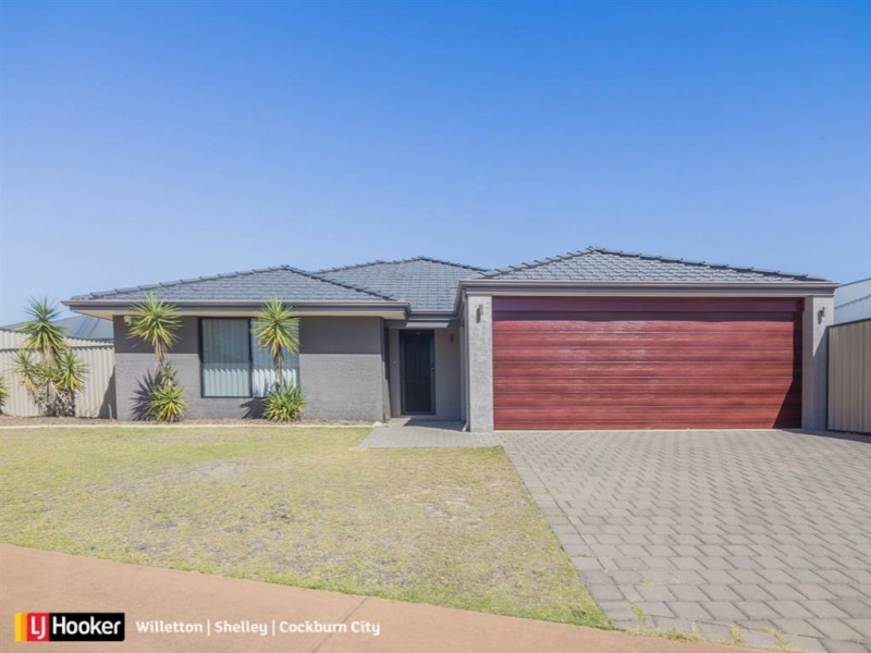 4 Brutia Place, Aubin Grove WA 6164