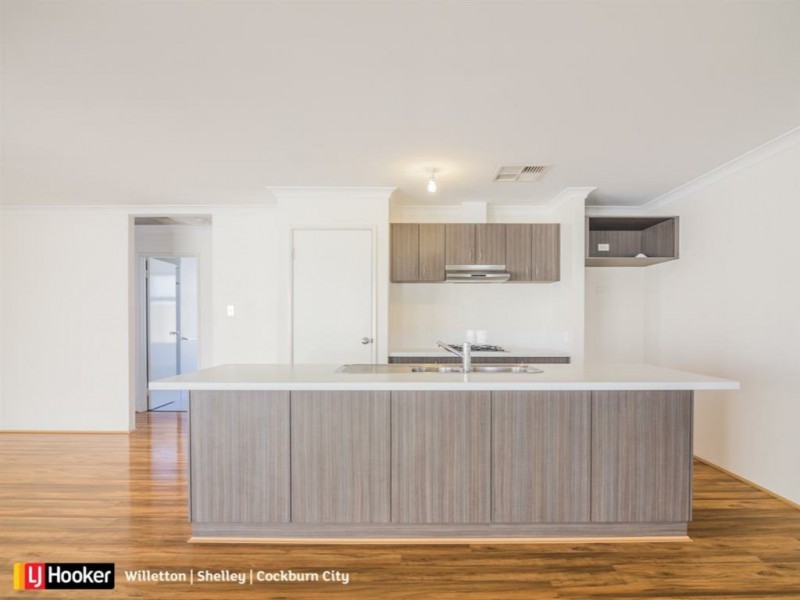 4 Brutia Place, Aubin Grove WA 6164