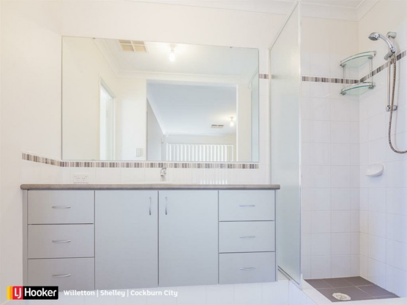 4 Brutia Place, Aubin Grove WA 6164