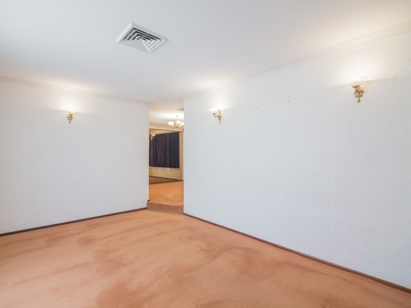 39 Sovereign Avenue, Willetton WA 6155