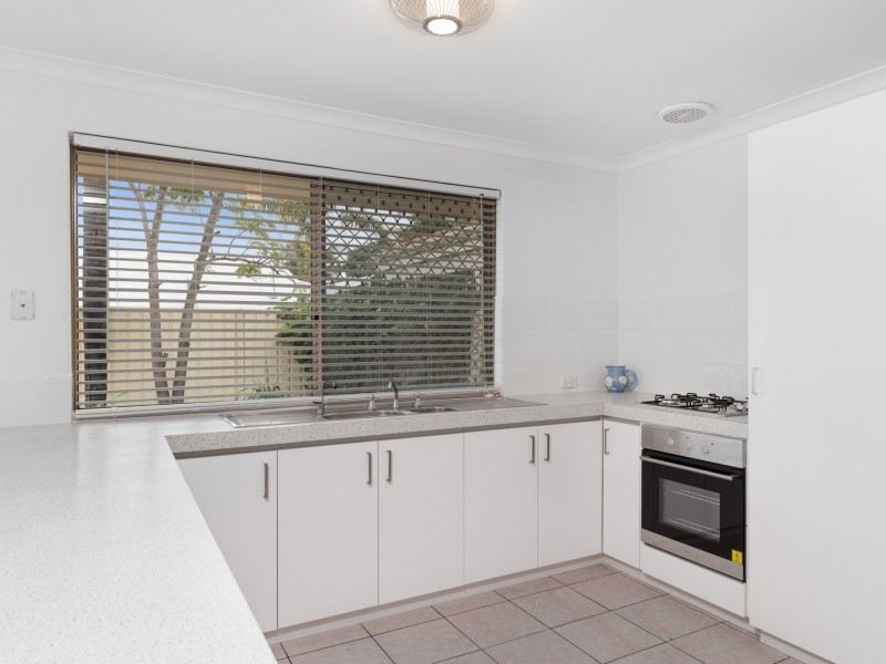 30 Treetop Circle, Canning Vale WA 6155