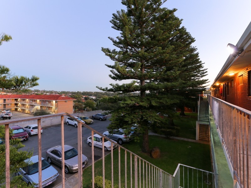 44/75 Phoenix Road, Spearwood WA 6163