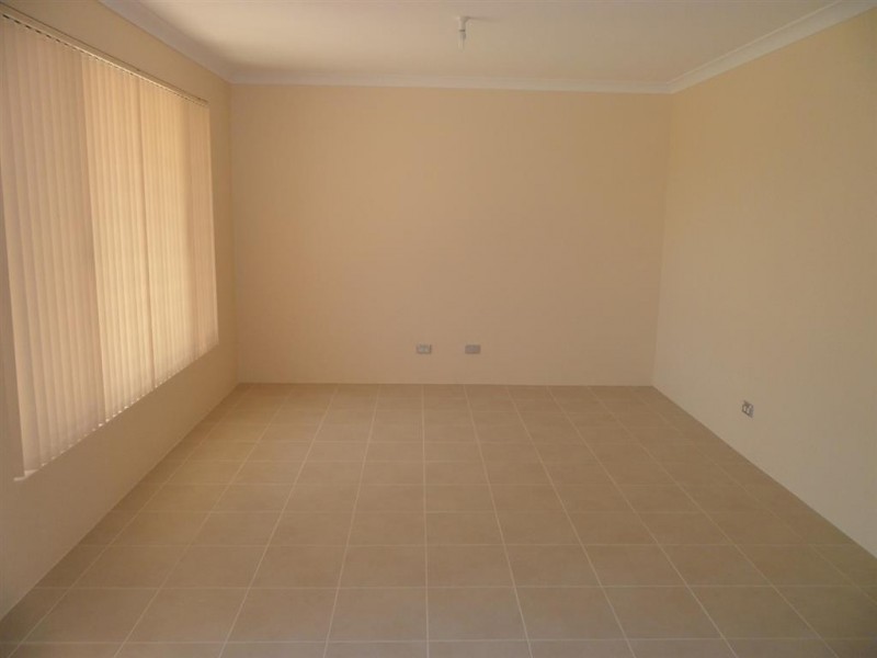 24 Keane Road, Harrisdale WA 6112