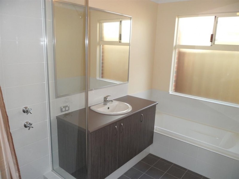 24 Keane Road, Harrisdale WA 6112