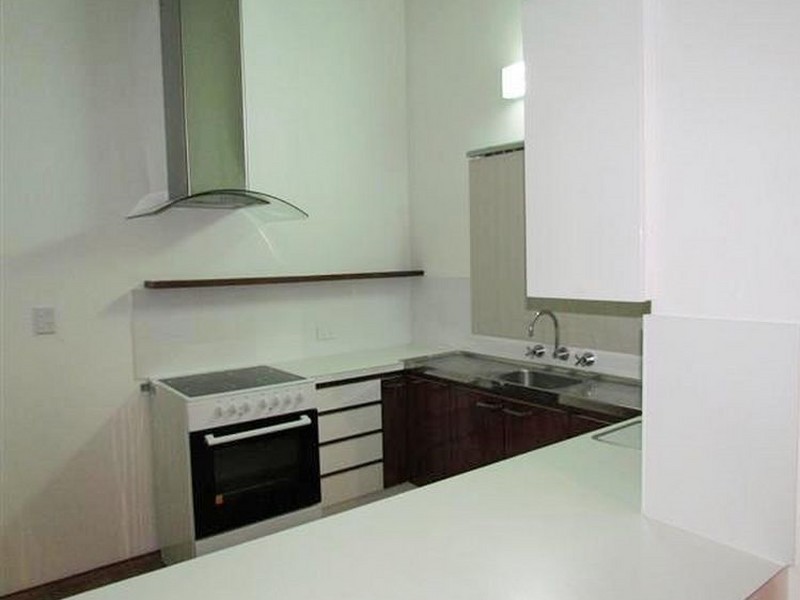 1/8 Cale Street, Como WA 6152