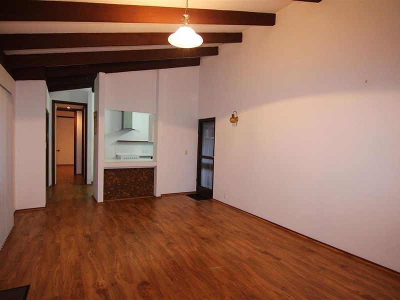 1/8 Cale Street, Como WA 6152