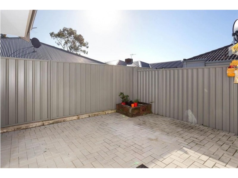 14/1 Humboldt Entrance, Aubin Grove WA 6164