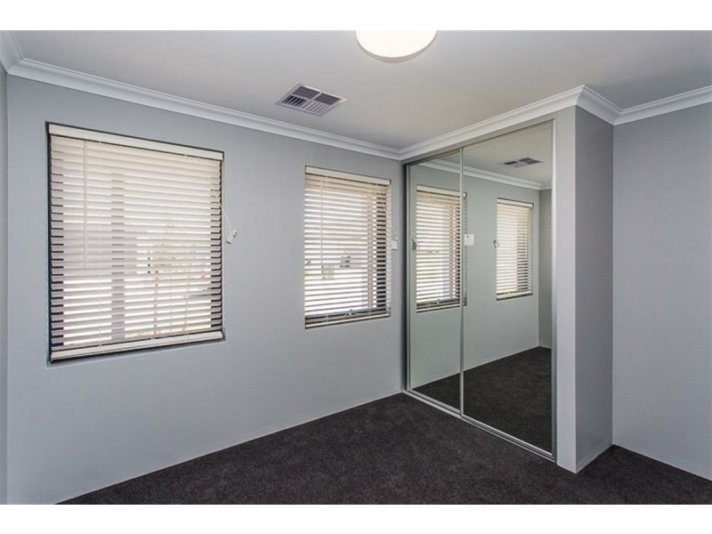 163 Honeywood Drive, Wandi WA 6167