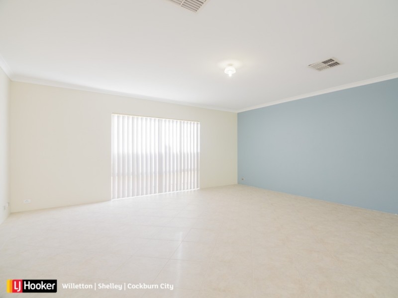 10 Quenda Drive, Canning Vale WA 6155