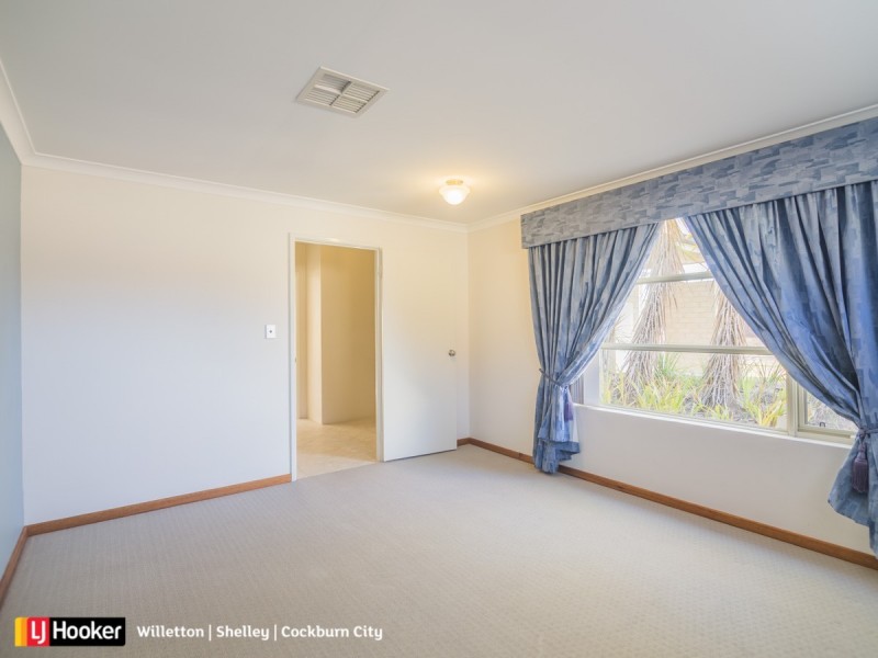 10 Quenda Drive, Canning Vale WA 6155