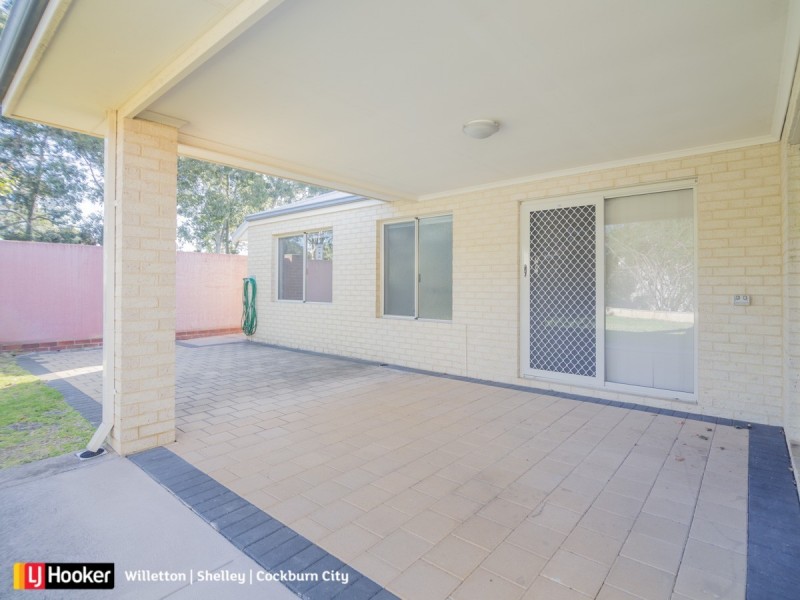 10 Quenda Drive, Canning Vale WA 6155