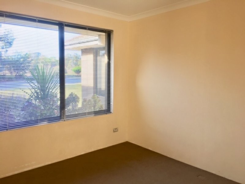 64 Beauchamp Loop, Wellard WA 6170