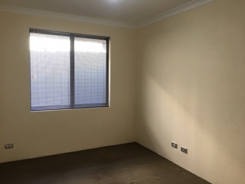 64 Beauchamp Loop, Wellard WA 6170