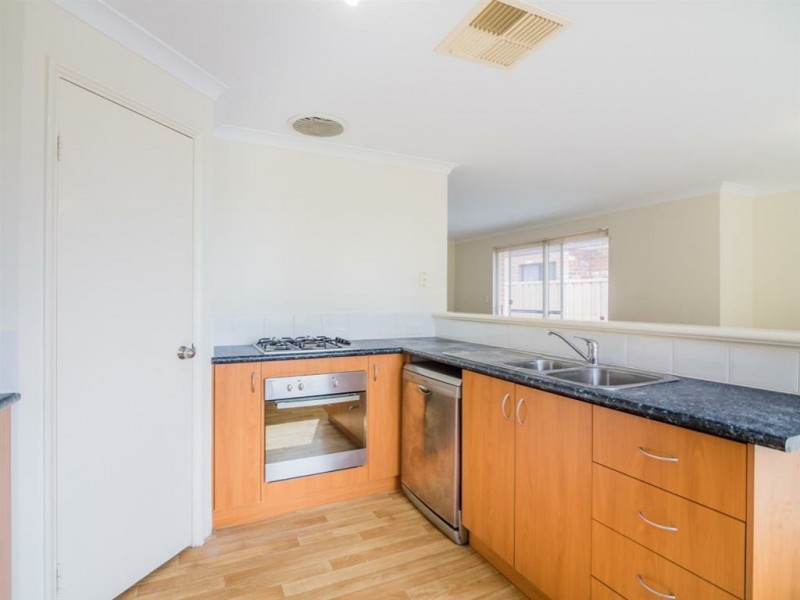 12/7 Barfield Road, Hammond Park WA 6164