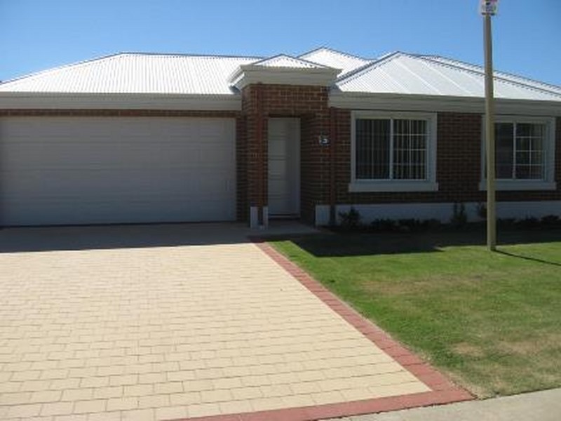 1/41-43 Sixth Road, Armadale WA 6112