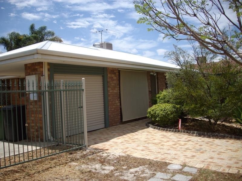 26 Chandilla Street, Gosnells WA 6110