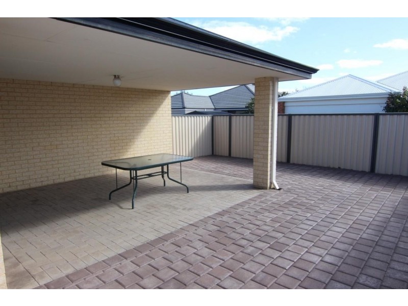 14 Teocote Crescent, Aubin Grove WA 6164