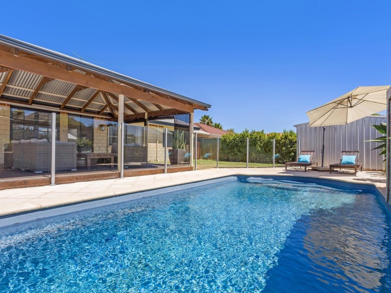 6 Jerrat Mews, Atwell WA 6164