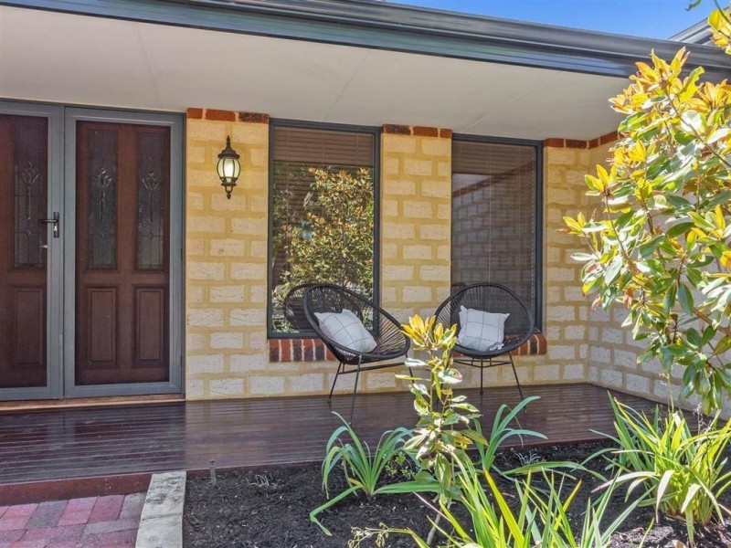 6 Jerrat Mews, Atwell WA 6164