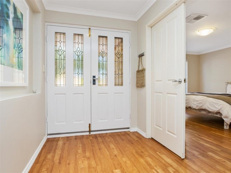 6 Jerrat Mews, Atwell WA 6164