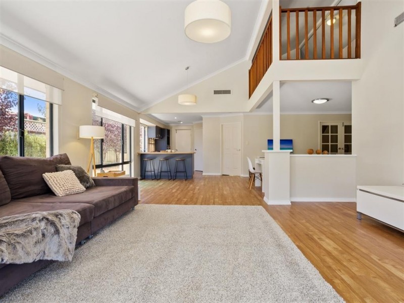 6 Jerrat Mews, Atwell WA 6164