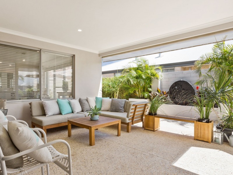 19 Willis Terrace, Hammond Park WA 6164