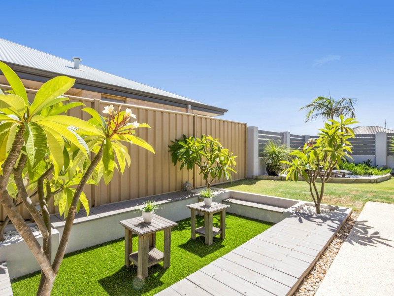 19 Willis Terrace, Hammond Park WA 6164