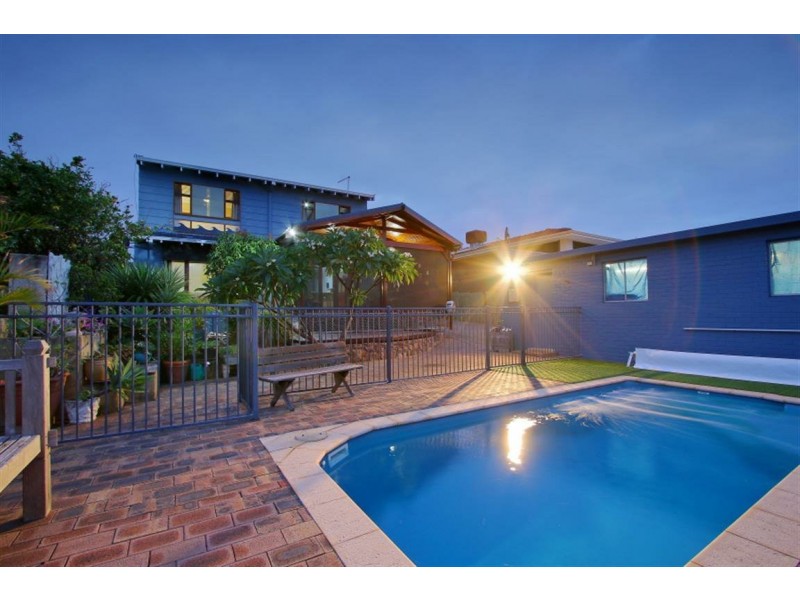 35 Skeahan Street, Spearwood WA 6163