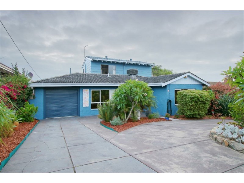 35 Skeahan Street, Spearwood WA 6163