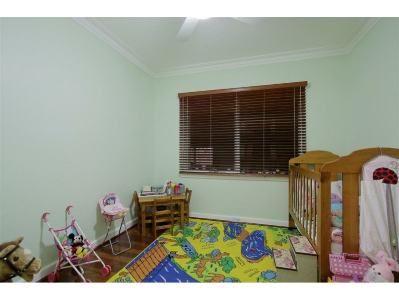 35 Skeahan Street, Spearwood WA 6163