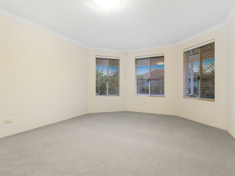 26 Lombe Gardens, Atwell WA 6164