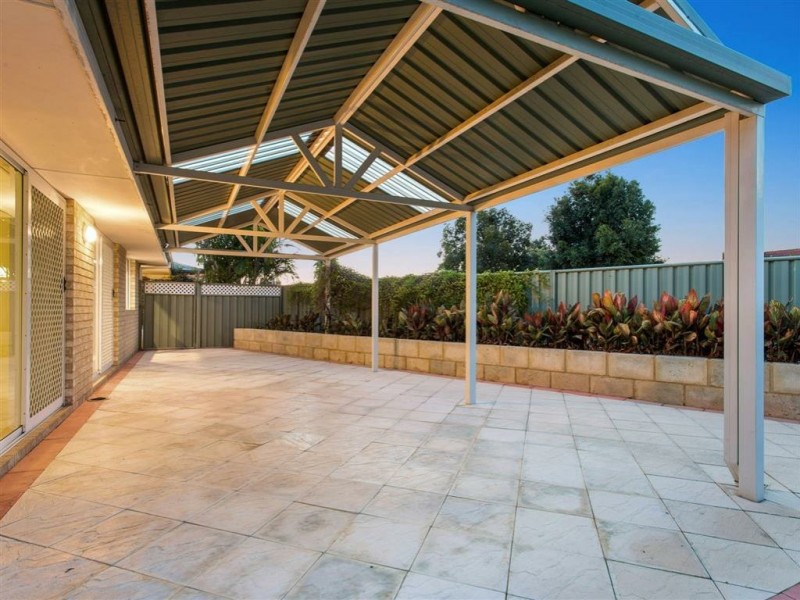 26 Lombe Gardens, Atwell WA 6164