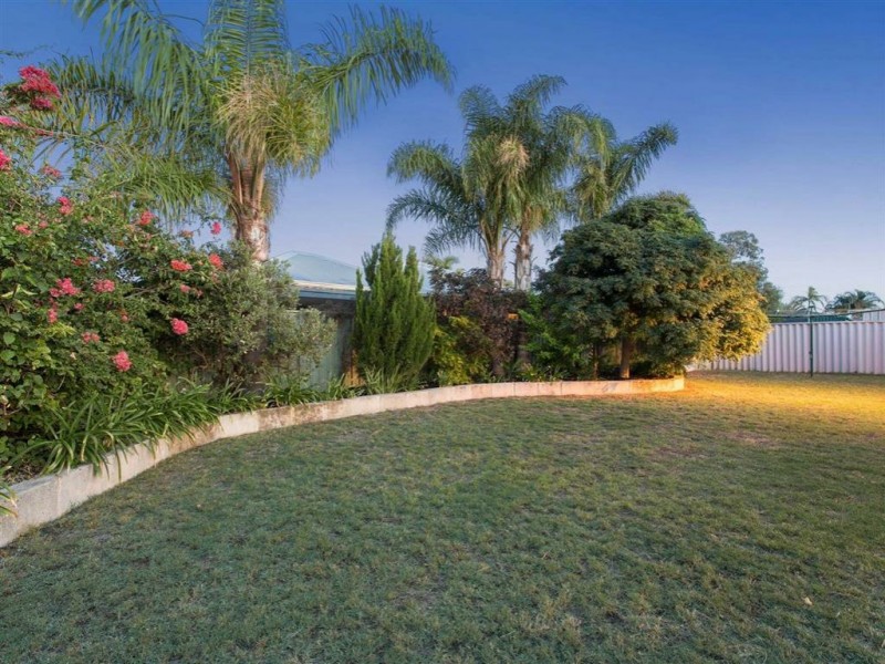 26 Lombe Gardens, Atwell WA 6164