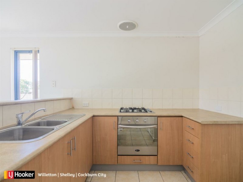 8/39 Brookside Gardens, Caversham WA 6055