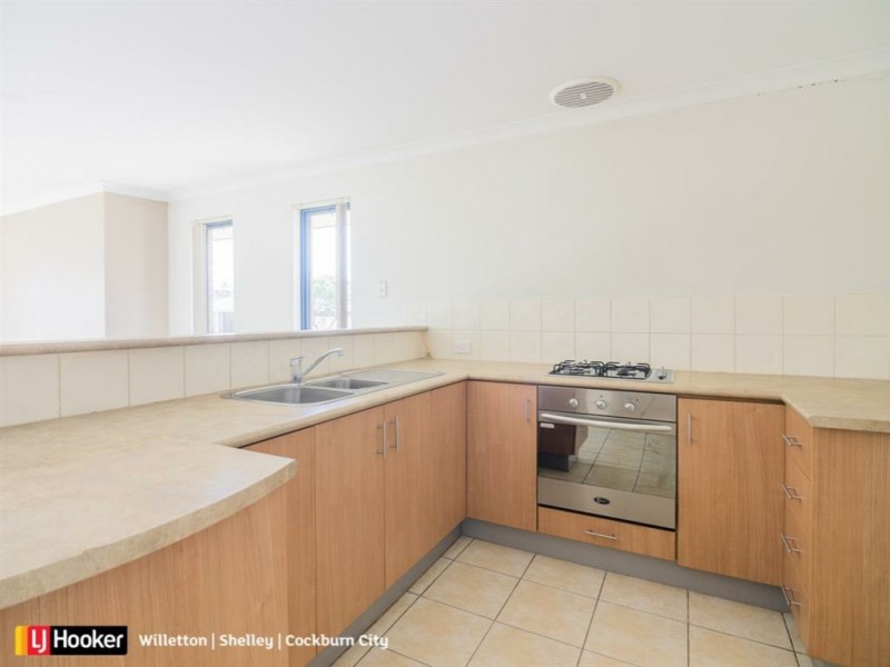 8/39 Brookside Gardens, Caversham WA 6055