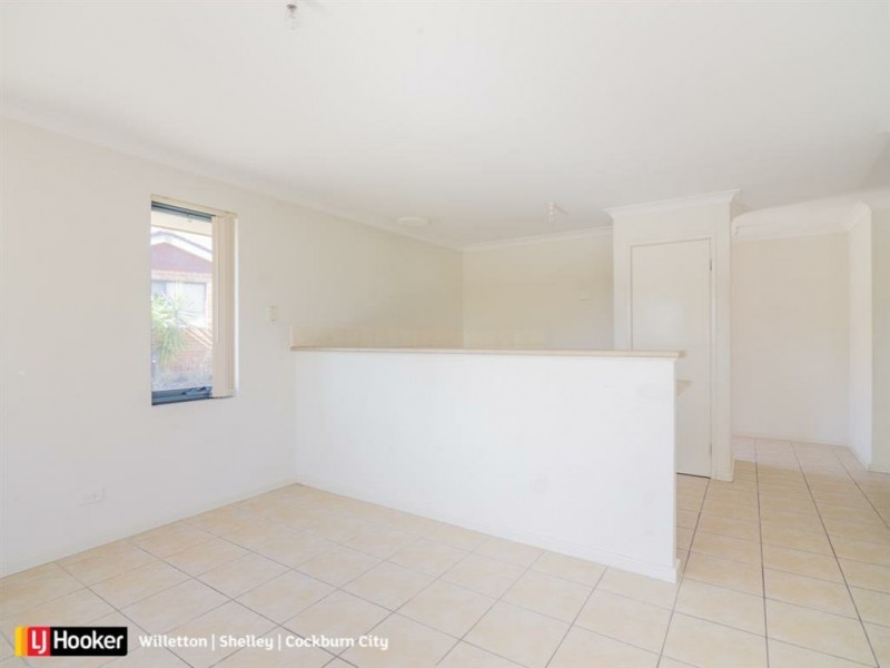 8/39 Brookside Gardens, Caversham WA 6055