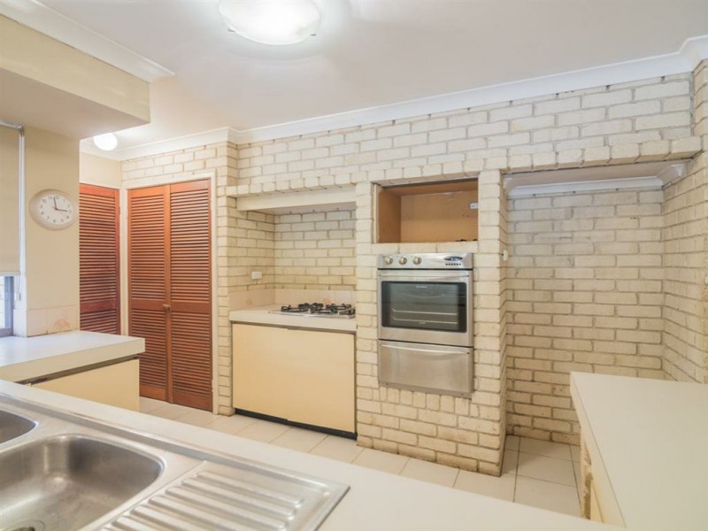 8 Doric Street, Shelley WA 6148