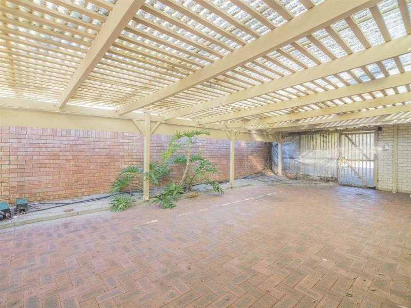 8 Doric Street, Shelley WA 6148