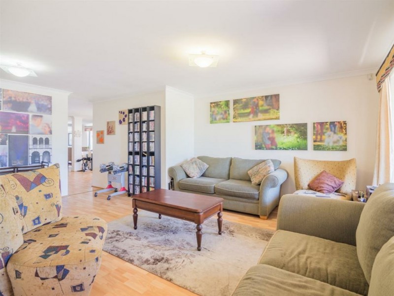 54 Westmoreland Circle, Bertram WA 6167